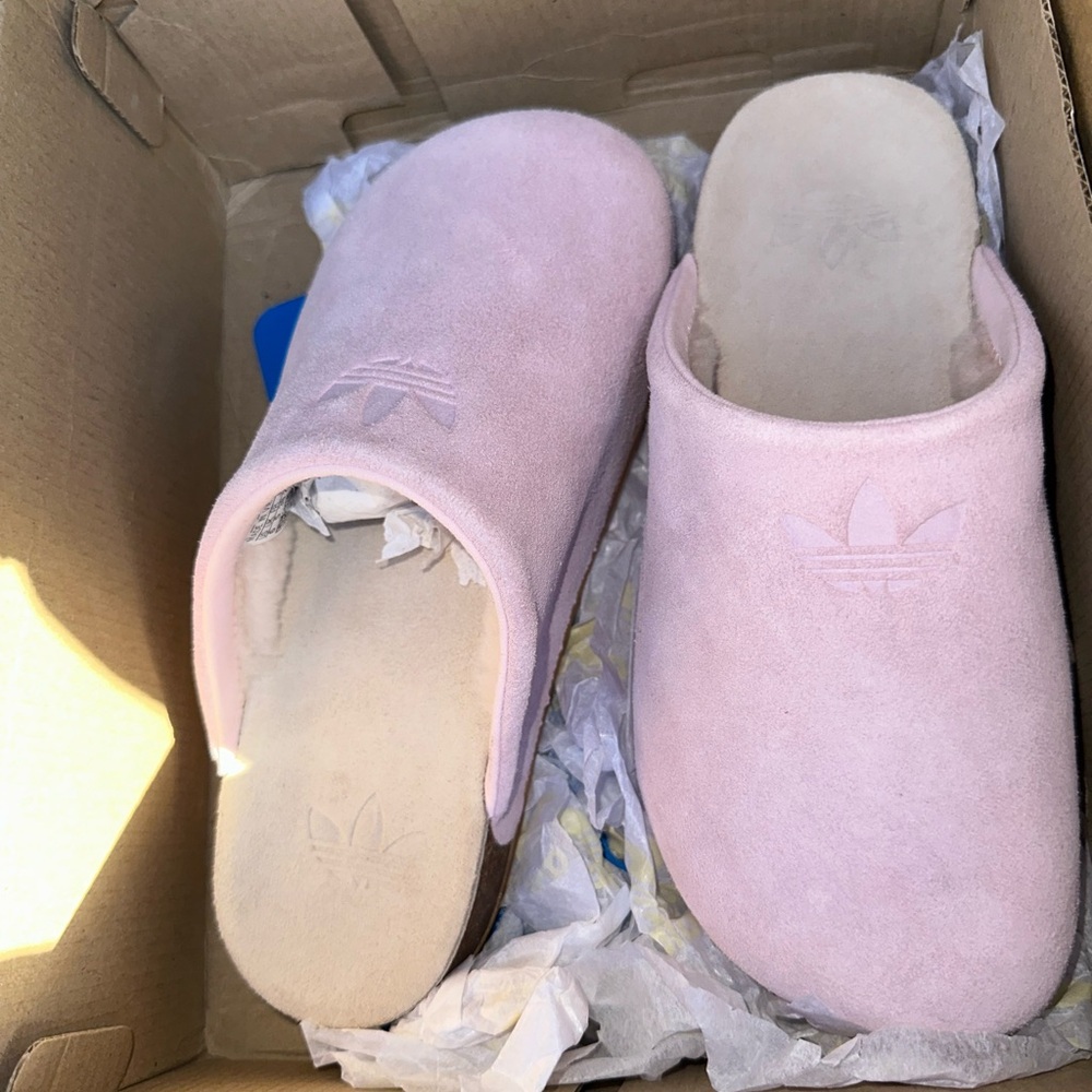 Adidas  Adimule Clear Pink. NEW